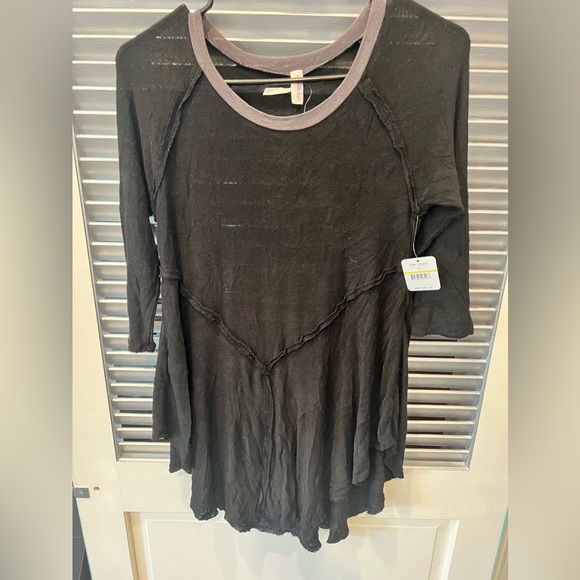 M Initmately Free People Black sheer tunic knit flow top 3/4 sleeve NEW $40 tag - Picture 11 of 11